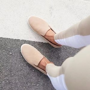 Birdies The Swift size 9 tan suede slip on shoes